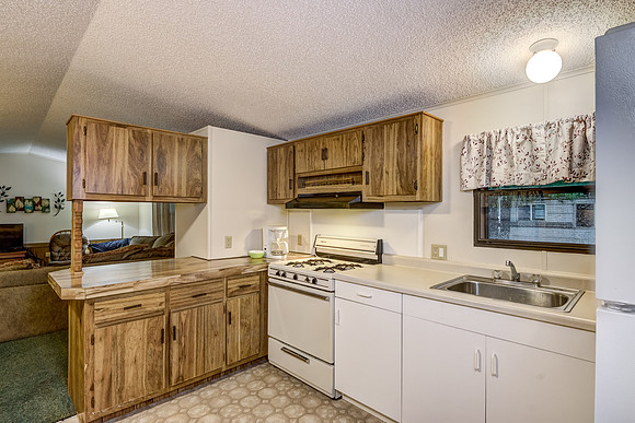 03 - Kitchen-1