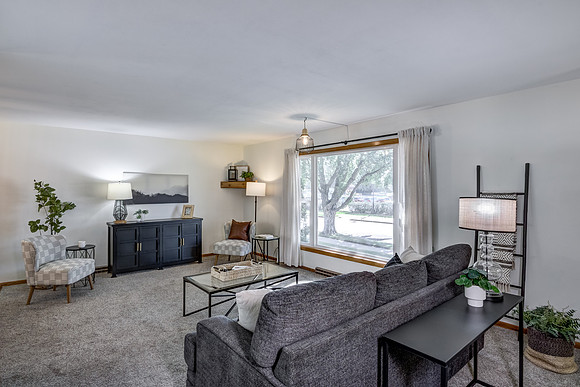 02 - Living Room-4