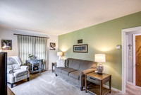 02 - Living Room-00