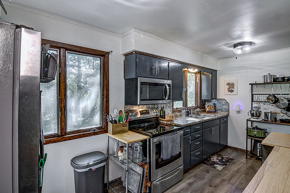 03 - Kitchen-3