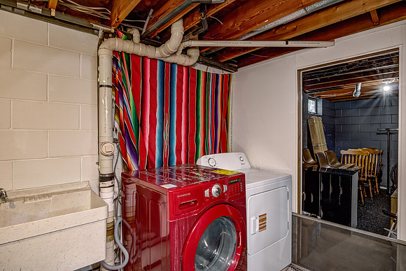 15 - Laundry-1
