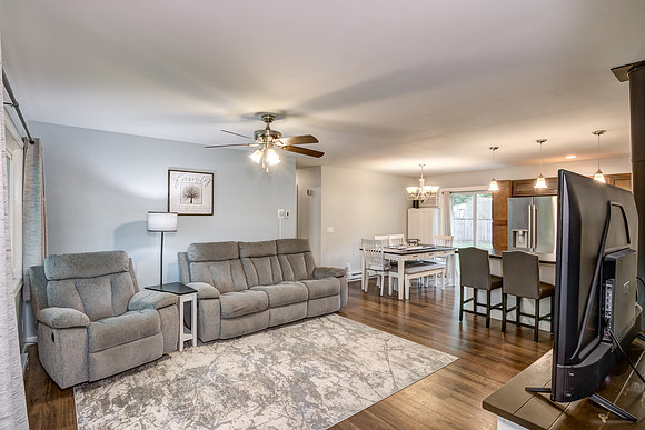 02 - Living Room-4