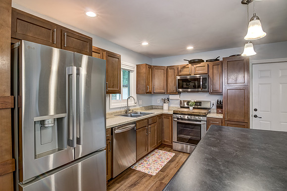 03 - Kitchen-7