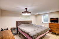 06 - Primary Bedroom-1