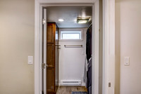 07 - Primary Bathroom-2