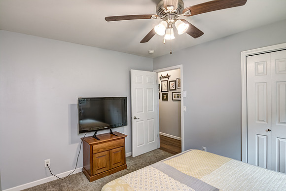 10 - Main Level Bedroom - 1-2