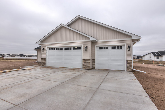 20 - Exterior-2