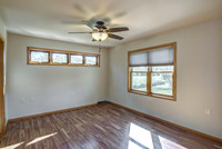 06 - Primary Bedroom-1