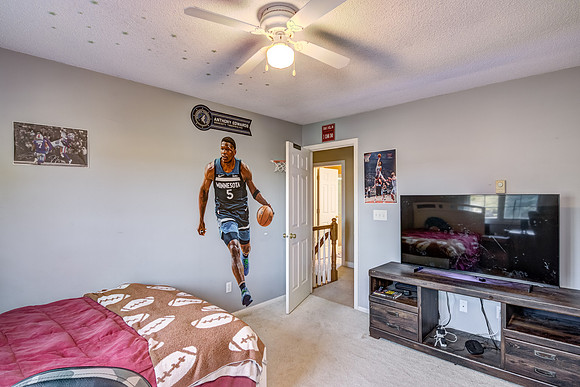 11 - Upper Level Bedroom - 2-2