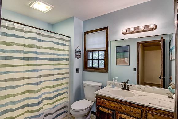 12b - Bathroom-3