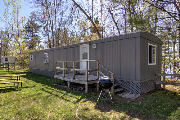 20 - Exterior-1