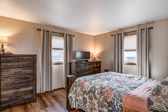 10 - Main Level Bedroom - 1-1