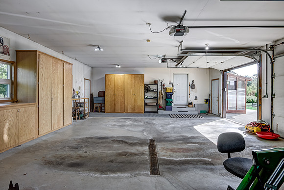 17a - Garage-2