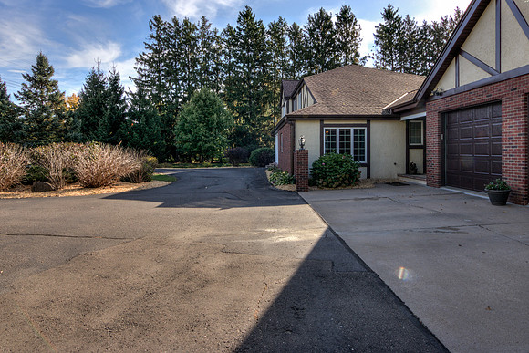 20 - Exterior-3