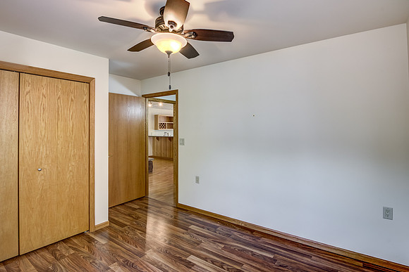 10 - Main Level Bedroom - 1-2