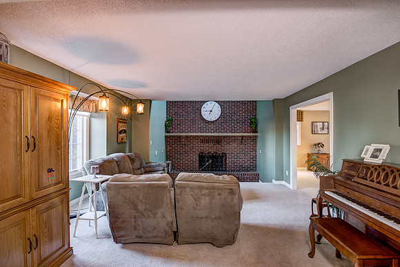 05 - Family Room-1-Edit