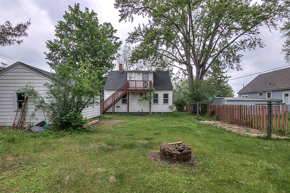 19 - Backyard-1