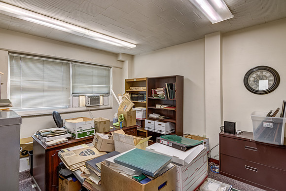 08 - Office-05