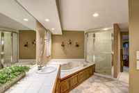 07 - Primary Bathroom-1