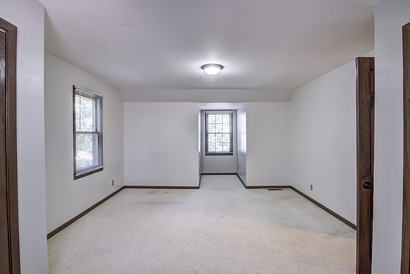 11 - Upper Level Bedroom - 1-2