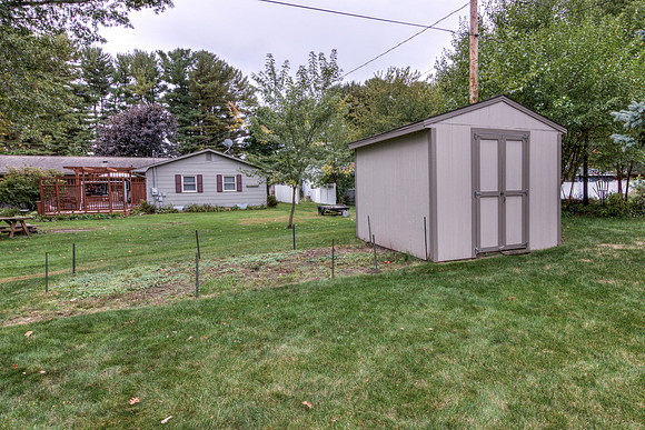 18 - Outbuilding-1