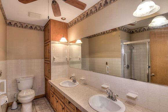 12b - Bathroom-2