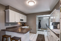 03 - Kitchen-1