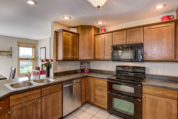 03 - Kitchen-4