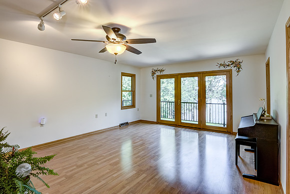02 - Living Room-2
