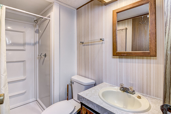 12b - Bathroom-2