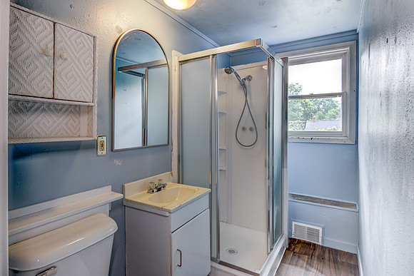 12b - Bathroom-3