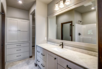 07 - Primary Bathroom-1
