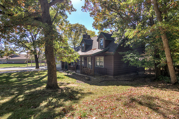 20 - Exterior-4