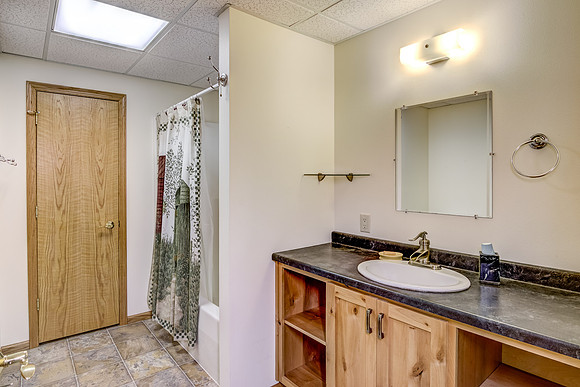12b - Bathroom-2