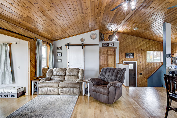 02 - Living Room-3