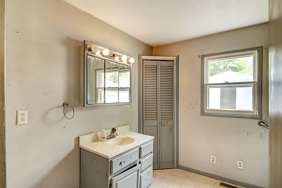 12b - Bathroom-1-DAI