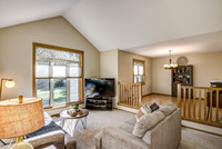 05 - Family Room-4
