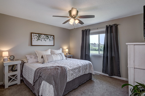 10 - Main Level Bedroom - 1-1