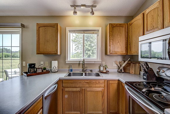 03 - Kitchen-06