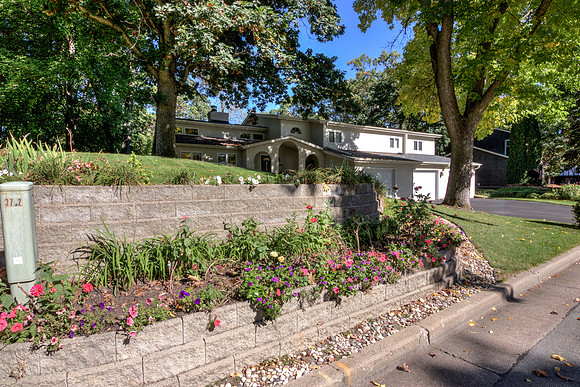 20 - Exterior-4