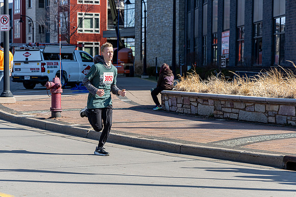 Darren Hoeppner - _HR63833-244