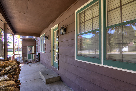 20 - Exterior-1