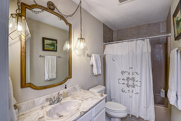 12b - Bathroom-2