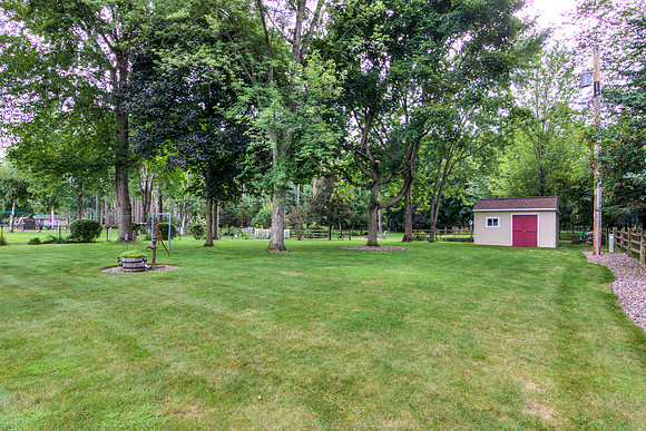 19 - Backyard-02