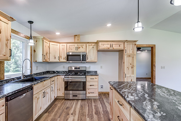 03 - Kitchen-3