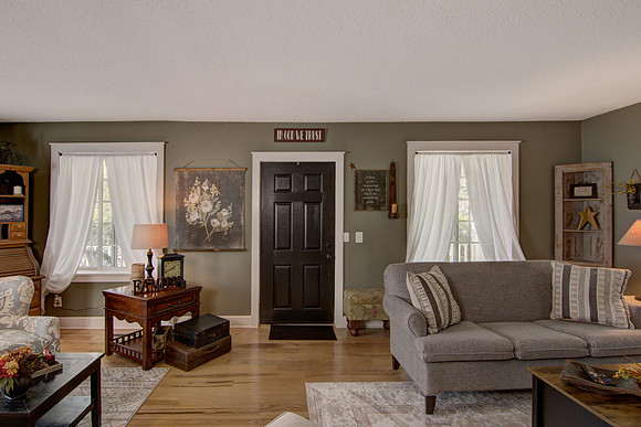 02 - Living Room-5