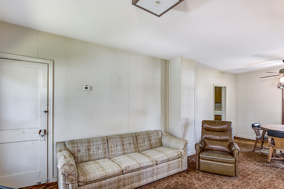 02 - Living Room-4