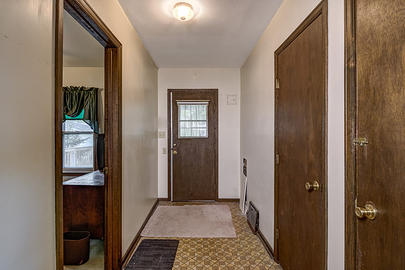 16A - Interior-1