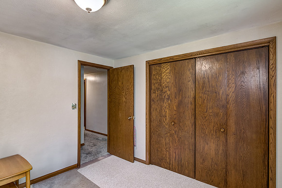 11 - Upper Level Bedroom - 4-2