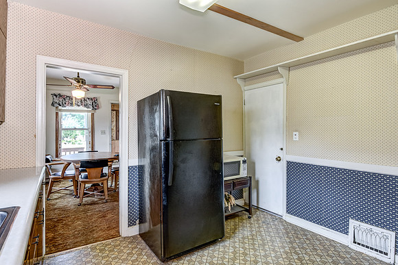 03 - Kitchen-3